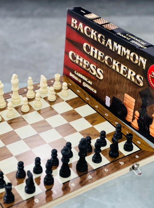 3-in-1 Holzspiel – Schach, Dame & Backgammon – Retourenware